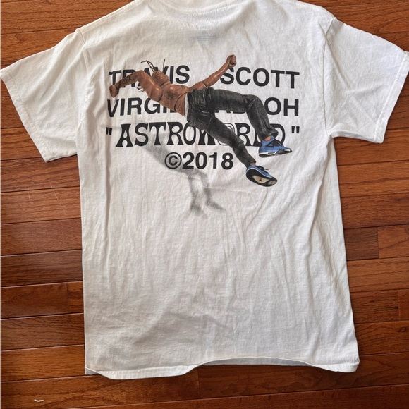 Travis Scott White Short Sleeve Tee with Graphic Design - Picture 1 of 3